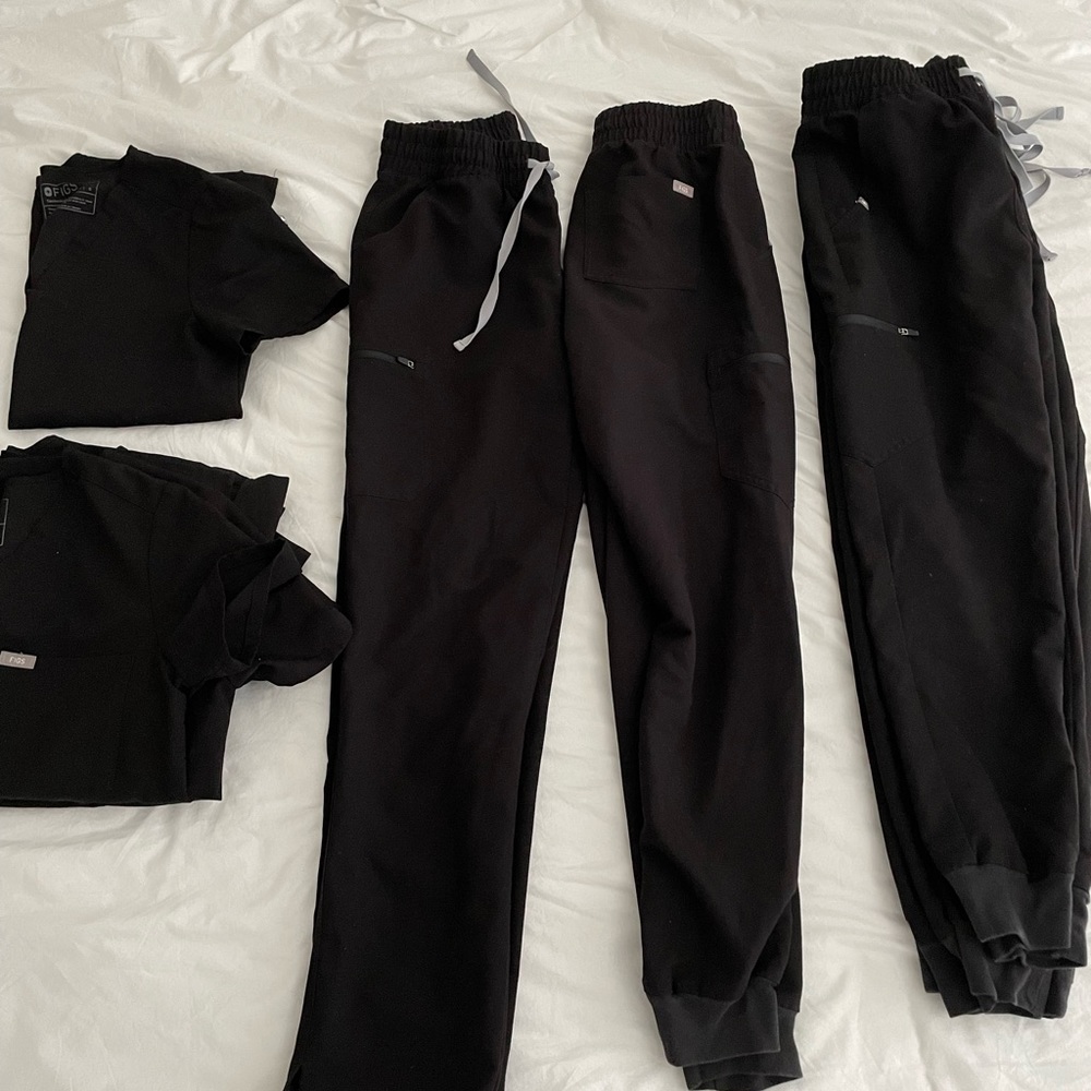 OLD - please see new individual listings!!! Figs scrubs!